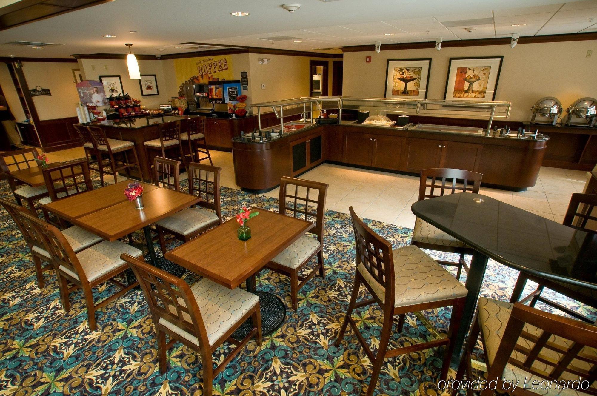 Hawthorn Suites By Wyndham Williamsville Buffalo Airport Restaurant bilde