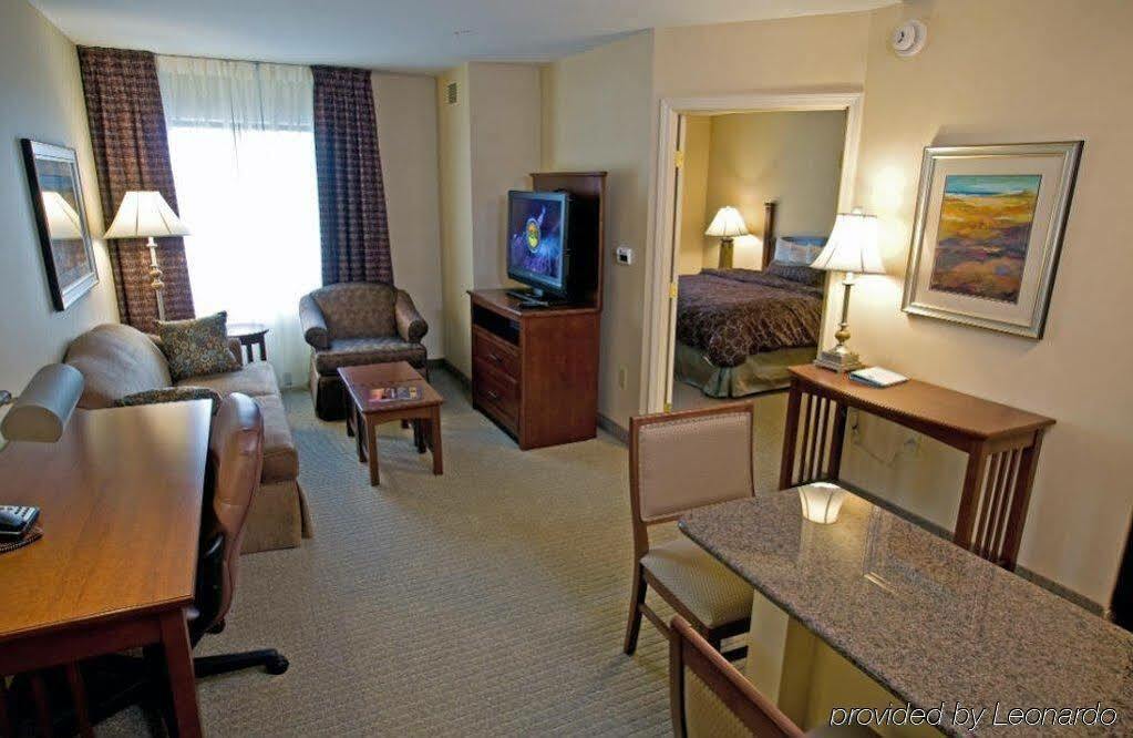 Hawthorn Suites By Wyndham Williamsville Buffalo Airport Eksteriør bilde